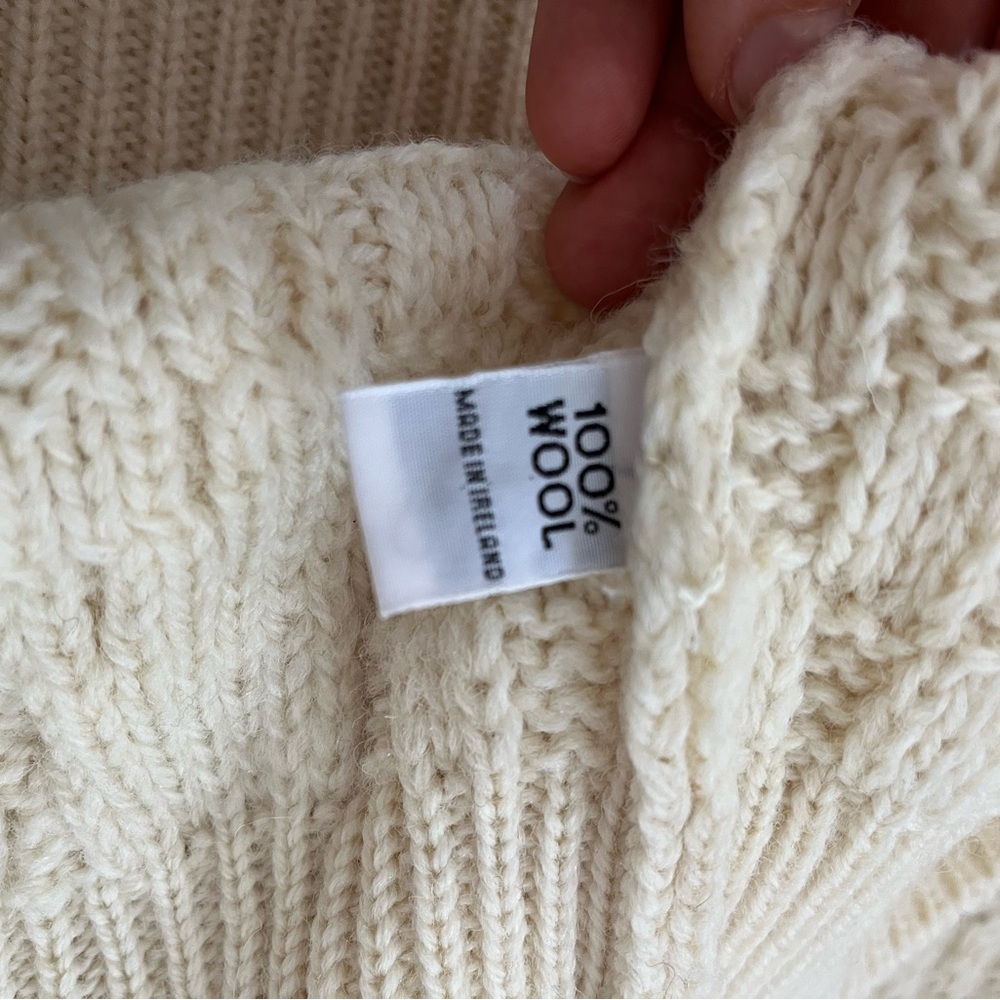 Vintage made in Ireland 🇮🇪 Men's Classic Cream Cable Knit Sweater, 100% wool - Picture 6 of 6